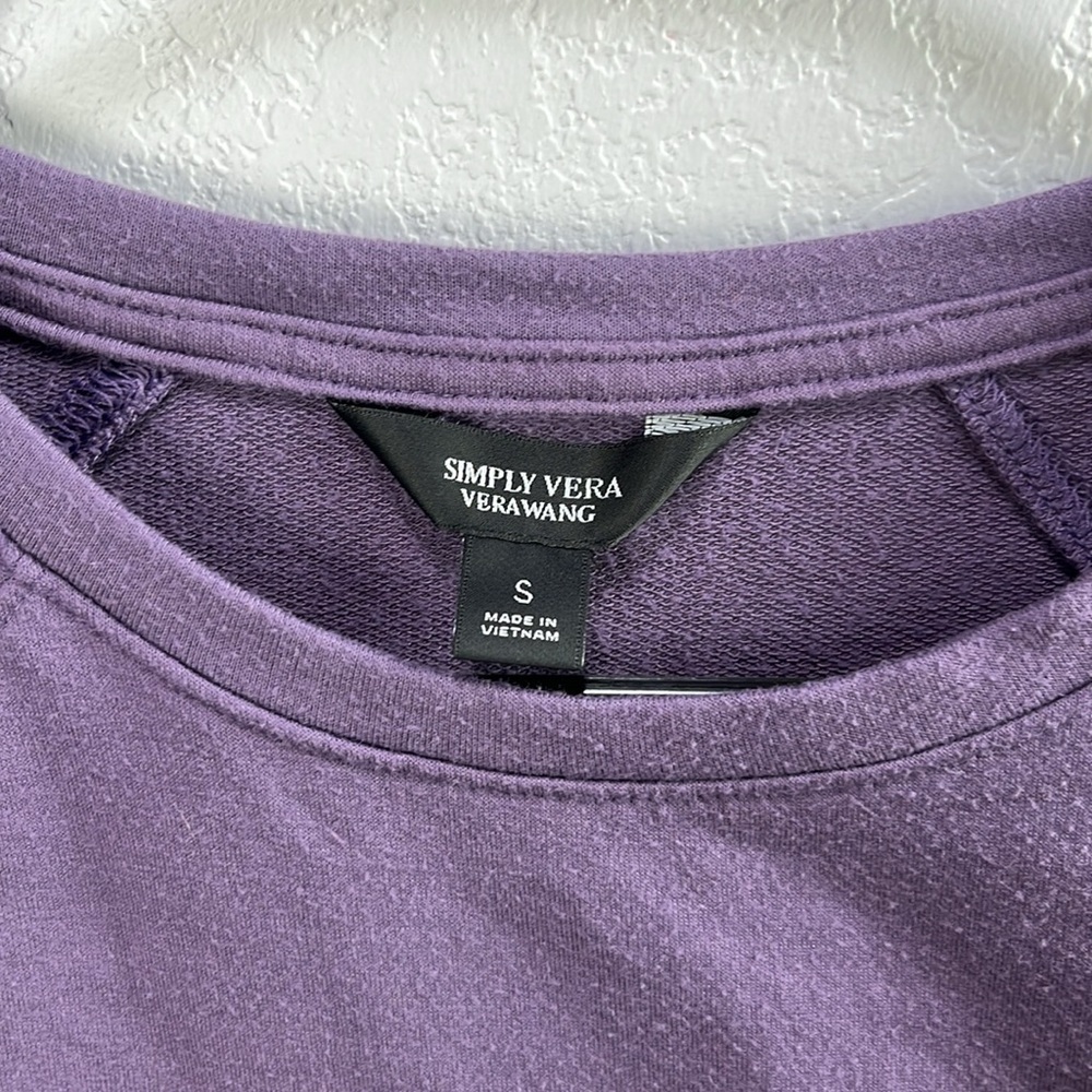 Simply‎ Vera Vera Wang Women’s Purple Peplum Blouse Casual Pullover Sz S chic - Picture 3 of 9